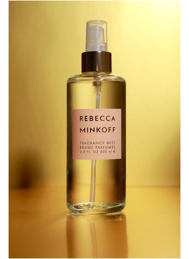 Rebecca Minkoff - Rebecca Minkoff Blush Fragrance For Women - Sparkling Top Notes Of Citrus And Black Currant - Heart Notes Of Lush White Florals - Accentuated By Cedarwood - 6.8 Oz Fragrance Mist - Image 1