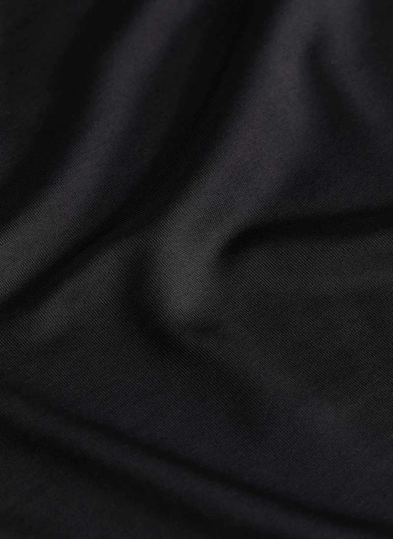 اتش اند ام جيبة جيرسي