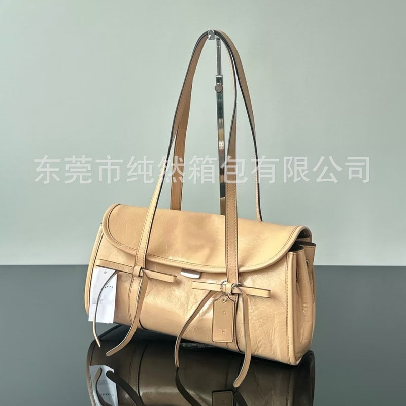 حقيبة كتف كلاسيكية بريدجت 34 - Image 3