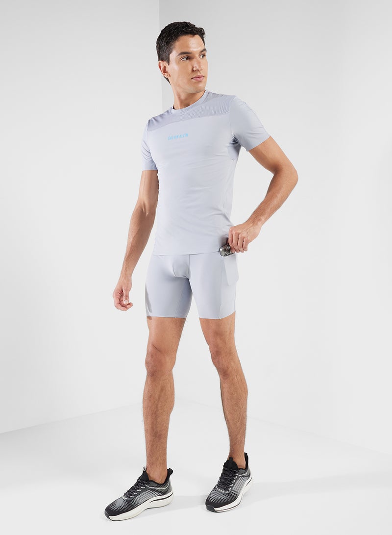 كالفن كلاين سبورت شورت ركوب الدراجات - Image 2