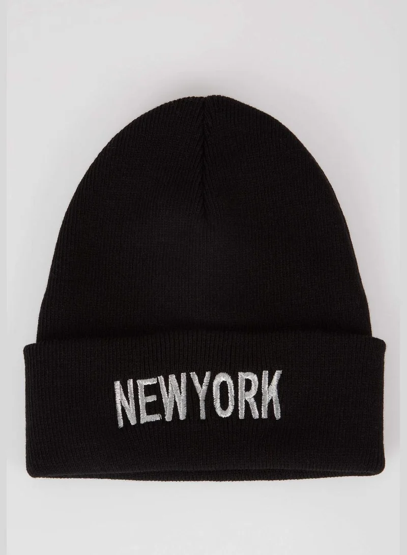 DeFacto New York Print Knit Beanie