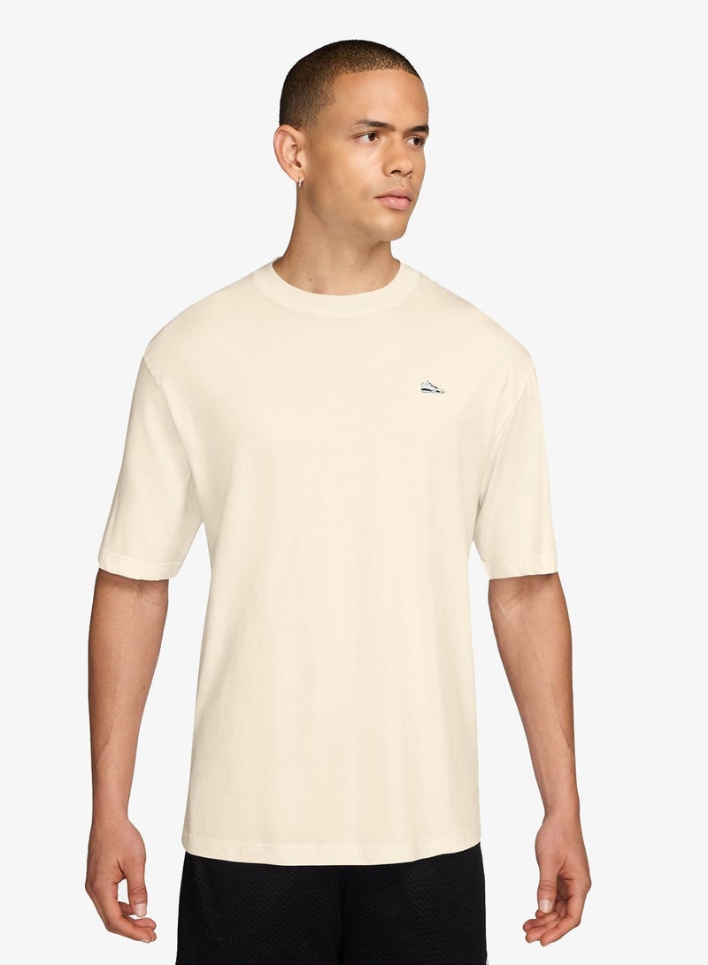 Jordan Brand Basketball Sneaker Pouch T-Shirt - Image 1
