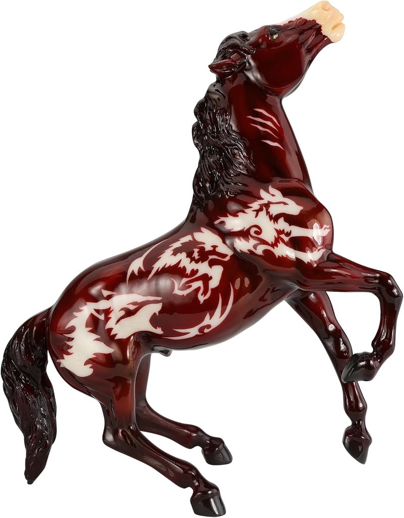 Breyer حصان هالوين بيوولف 2024 من سلسلة بريير التقليدية - تمثال حصان يتوهج في الظلام نموذج BTR10118 - Image 2