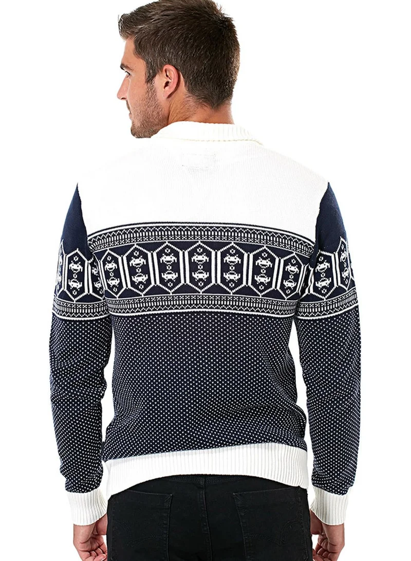 !Solid Dizzy Crew Neck Sweater