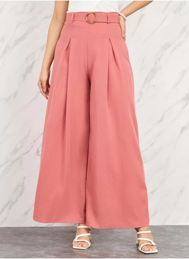 ستايلي Plicated Bucked Belt Wide Leg Pant