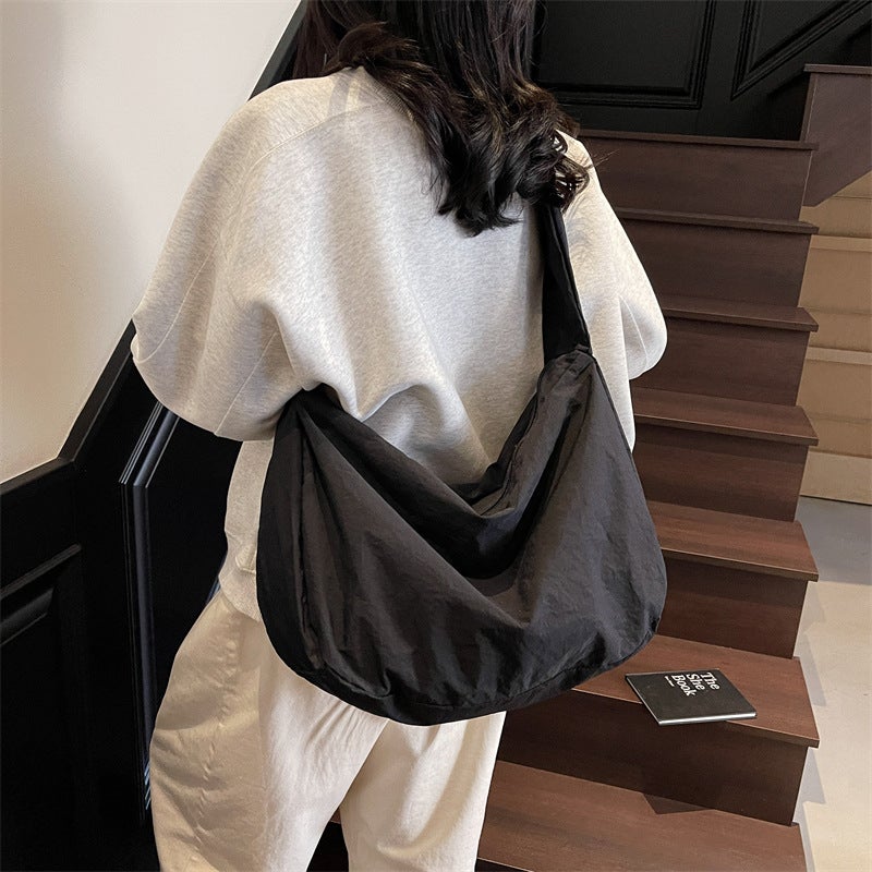 Fashion Canvas Crossbody Bag, Large Capacity, Casual Dumpling Style - Image 5