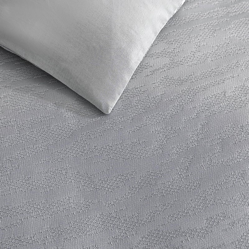 Vera Wang - King Duvet Cover Set, Soft Cotton Bedding with Matching Pillowcases, Button Closure & Inner Corner Ties, 3 Piece Bed Set (Illusion Grey) - Image 3