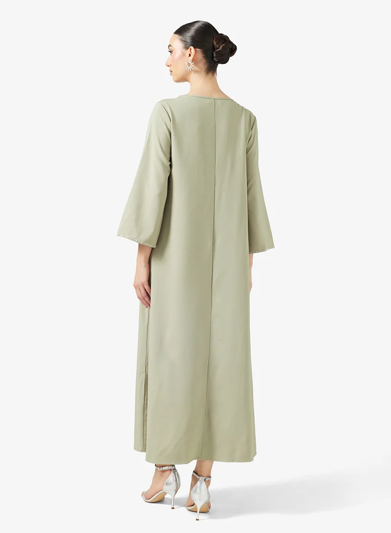 Khizana Embroidered Jalabiya