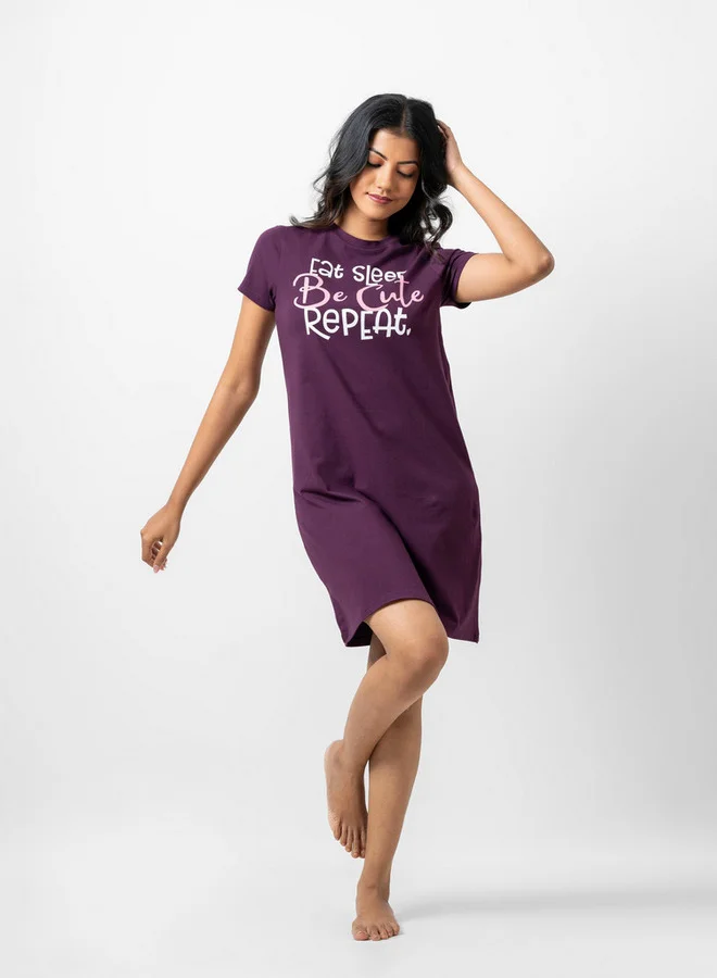 Aadaraya Aadaraya Slogan Print Sleepshirt with Crew Neck