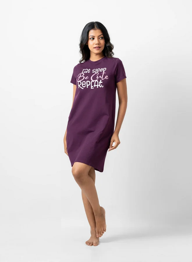 Aadaraya Aadaraya Slogan Print Sleepshirt with Crew Neck