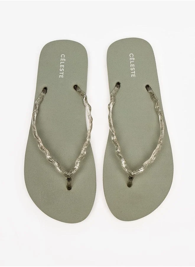 سيليست Women's Textured Flip Flops
