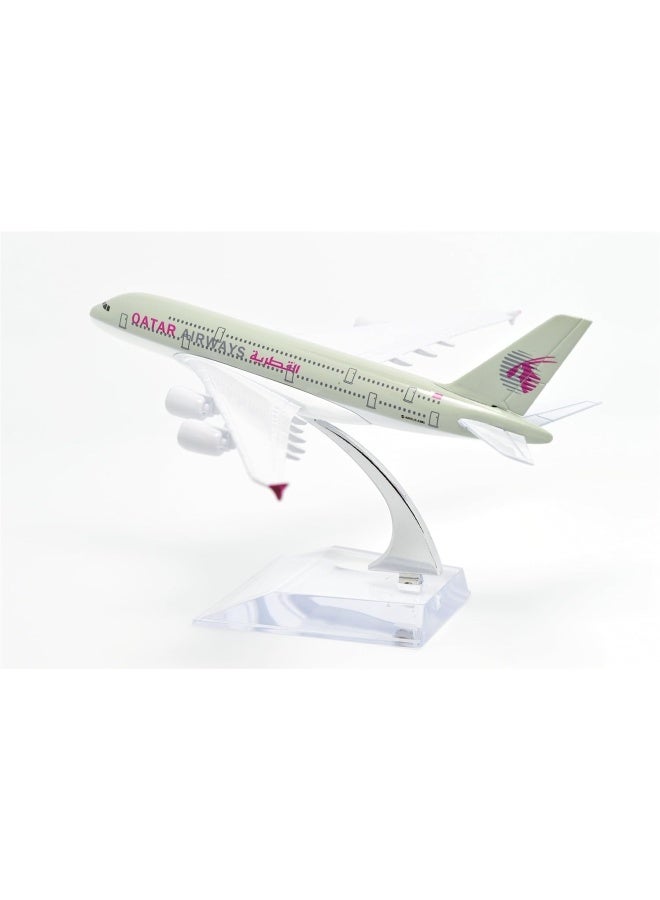 Premify طائرة إيرباص A380 من الخطوط الجوية القطرية مقاس 16 سم مصنوعة من خليط معدني بمقياس 1:400، نموذج طائرة ثابت مزخرف، نموذج طائرة لعبة وحامل - Image 5