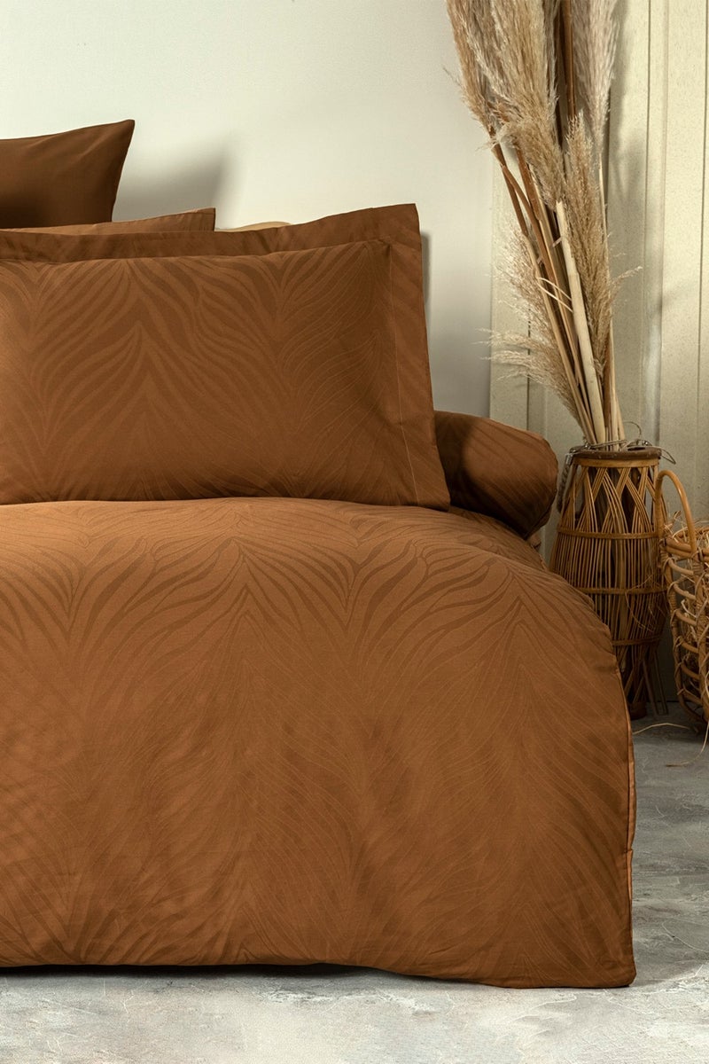 pierre cardin Jacquard Satin Duvet Cover Set Double Zebra Brown  - Image 3