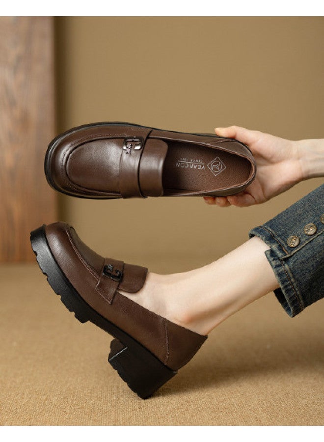 YEARCON أفضل أحذية لوفر المنصة 2025 ربيع/خريف طراز بريطاني مع مشبك حرفي من الجلد للنساء - Image 1