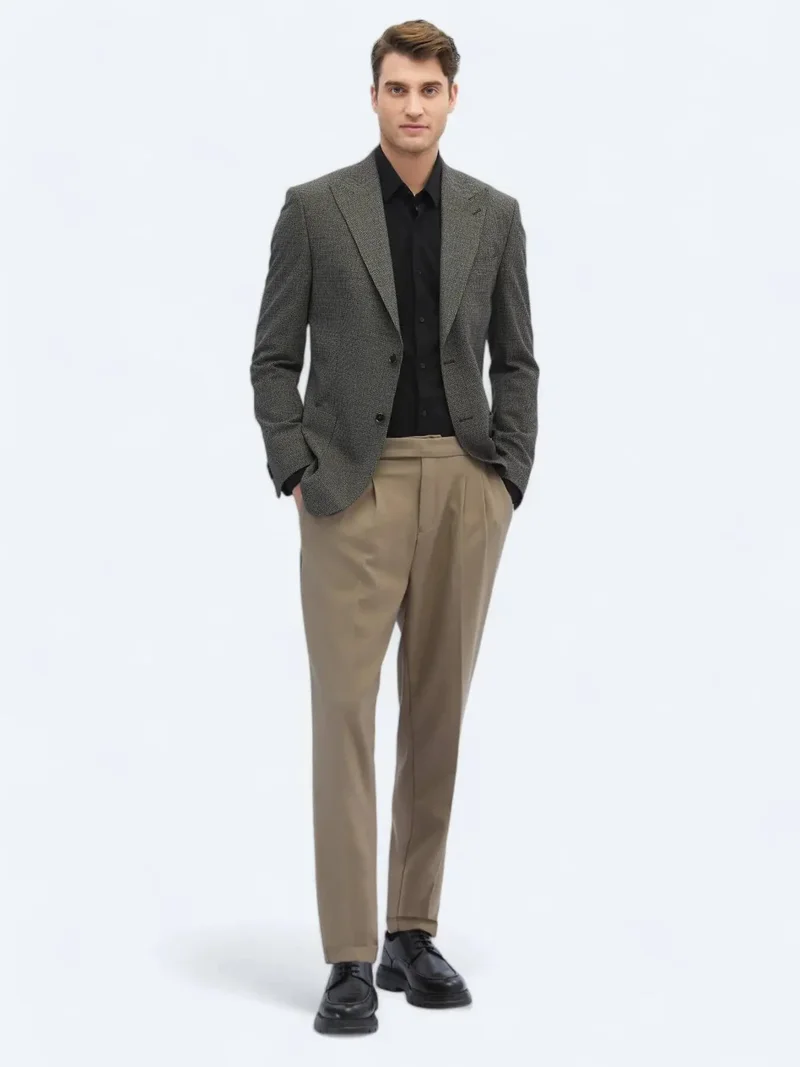 كيب جاكيت عصري بنقشة المنك