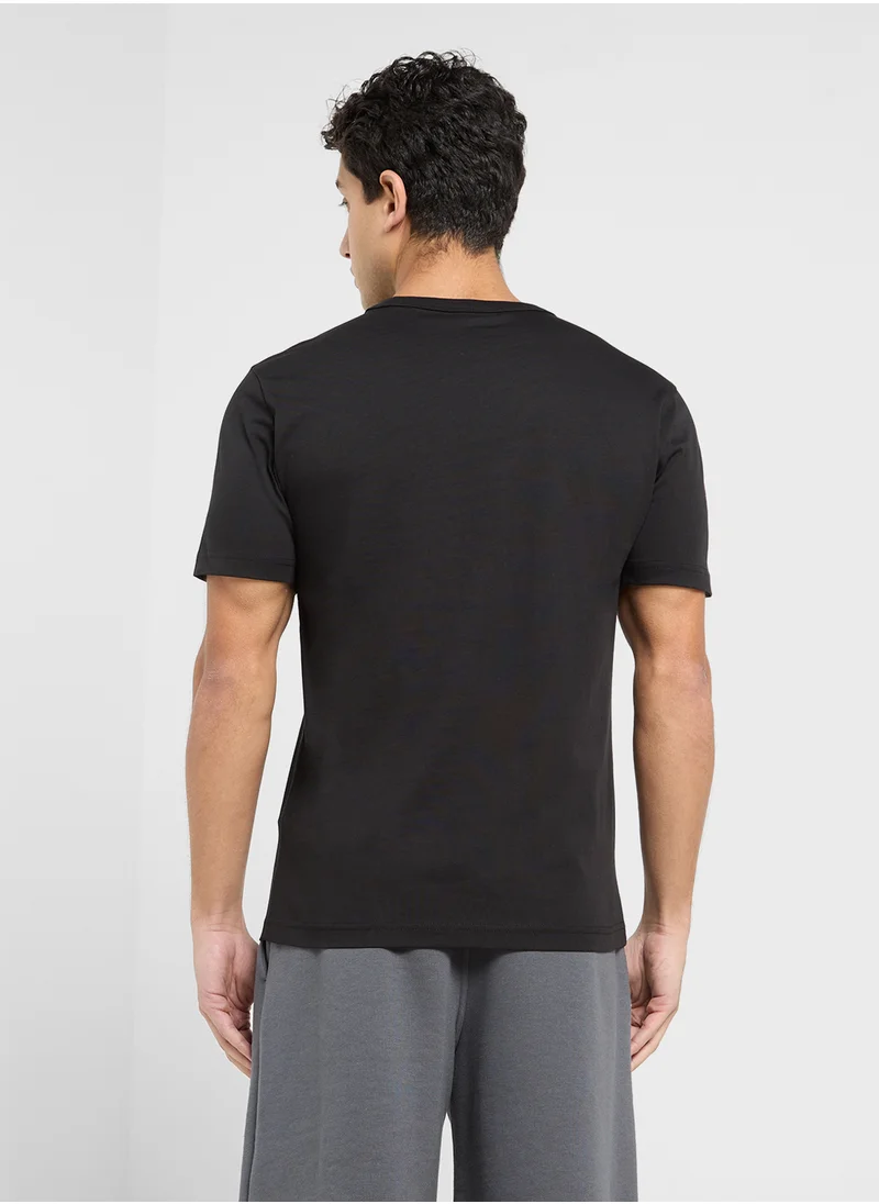 CALVIN KLEIN Graphic Logo Crew Neck T-Shirt