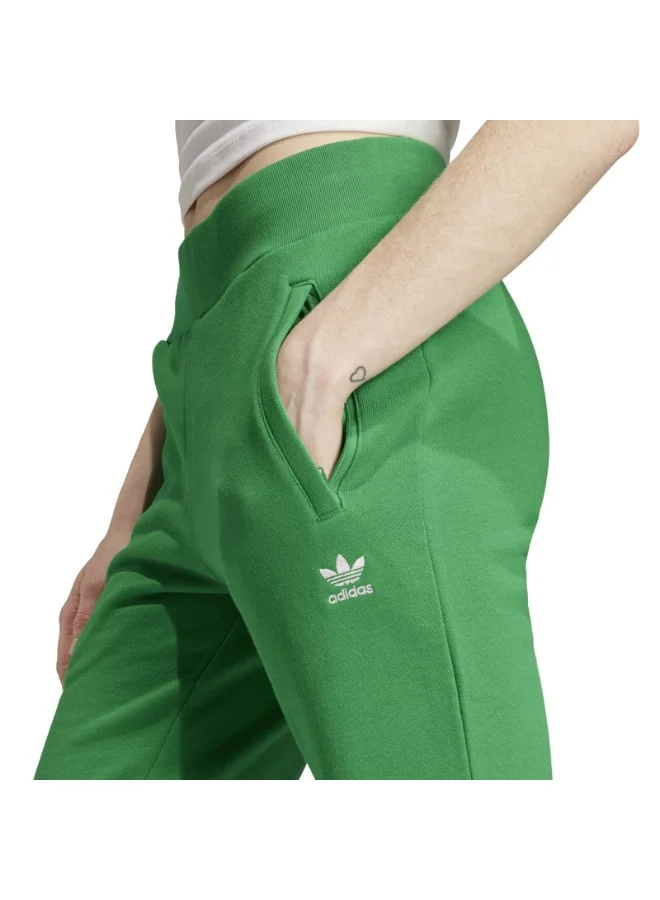 adidas بنطلون رياضي أديداس تراكس أخضر للنساء من أوريجينالز