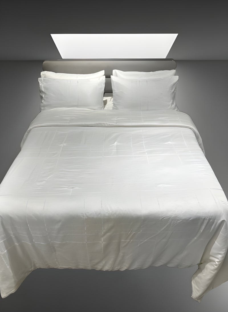 HOMETOPIA Hometopia 6-Piece King Size White Comforter Set – Premium Satin-Finish Quilt 230×260 cm with Fitted Sheet & 4 Pillow Covers – Soft, Breathable, Hypoallergenic Bedding – Elegant Minimalist Design for Home & Hotel Use  - Image 2