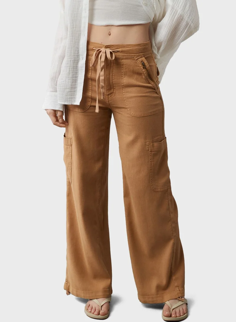 American Eagle Wide Leg Drawstring  Cargo Pants