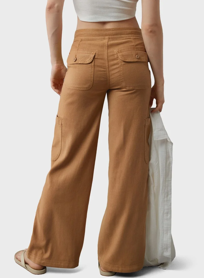 American Eagle Wide Leg Drawstring  Cargo Pants