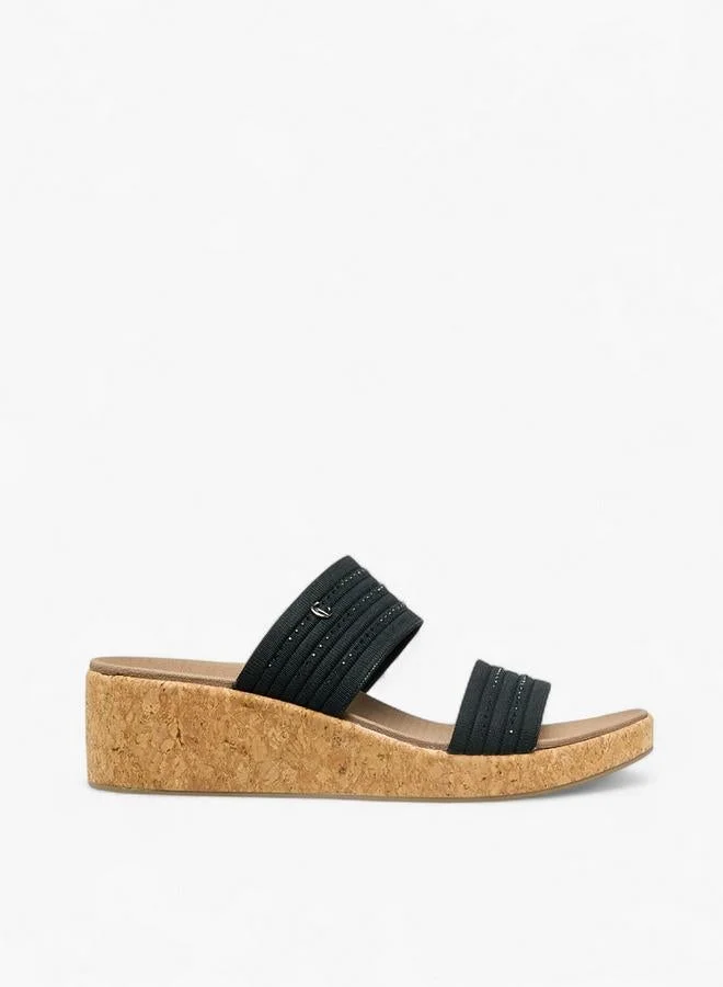 لو كونفورت صنادل نسائية مزينة