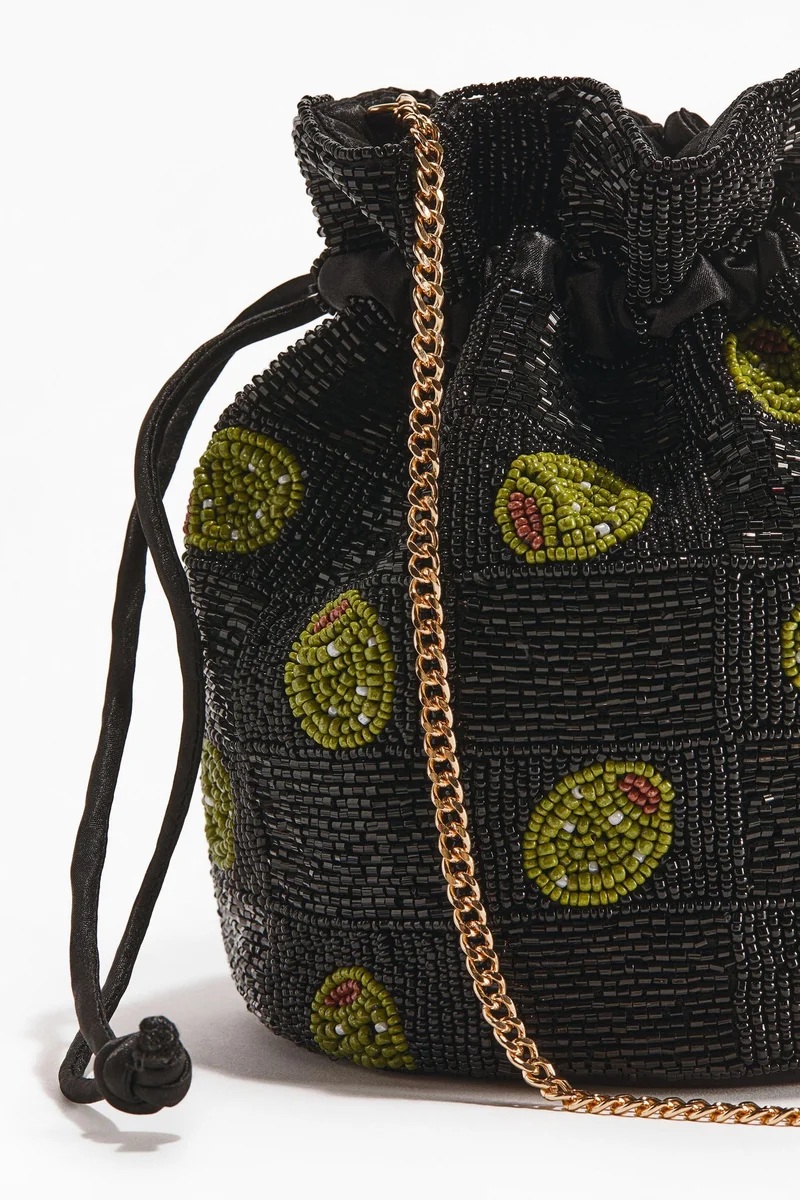 اتش اند ام حقيبة باكيت مزخرفة