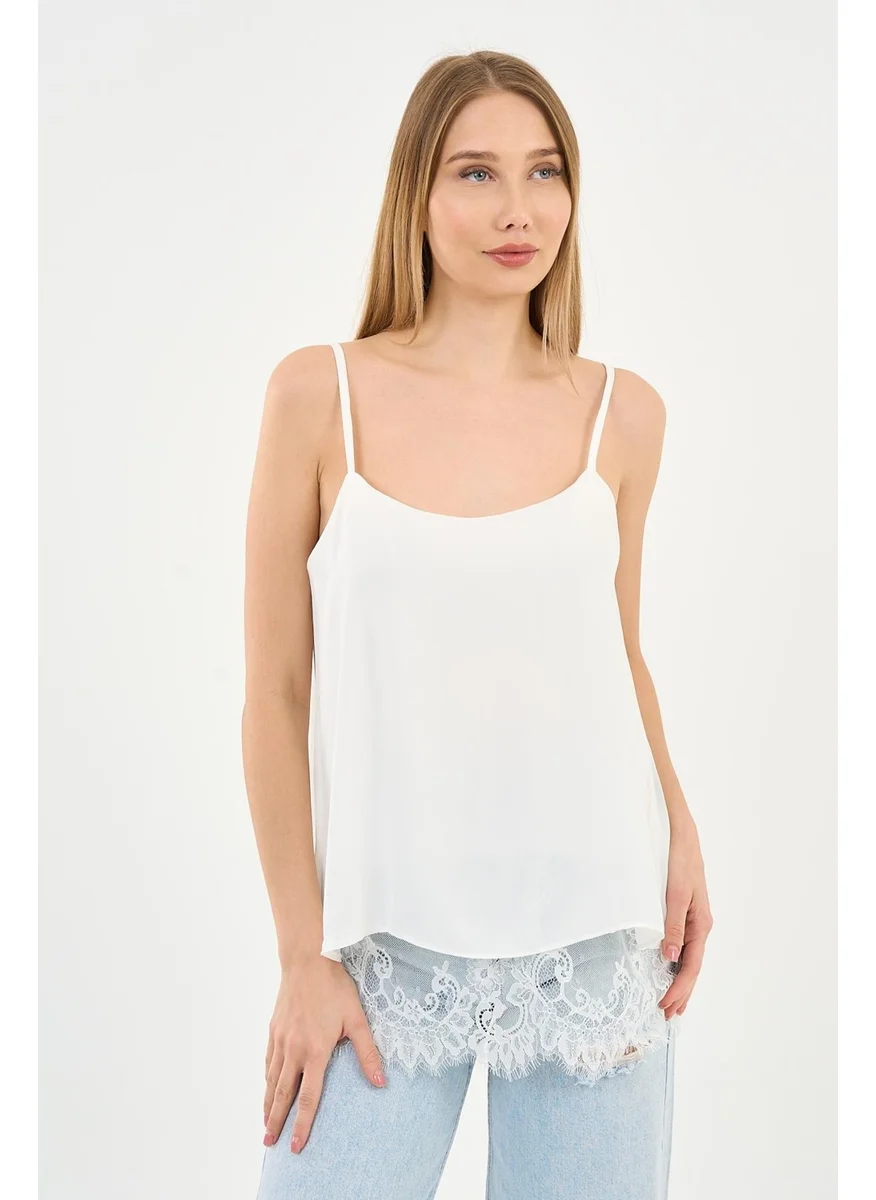 الكسندر جاردي Lace Strap Blouse (ARTNR5473)