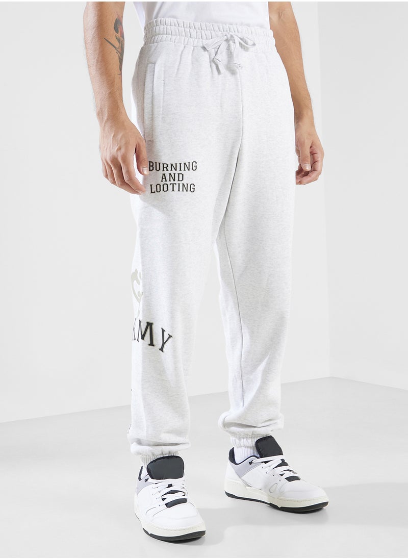 Causing Panic Sweatpants - pzsku/Z0126E863B6E0EE8AFCF6Z/45/_/1725348904/3d2dce1a-4e1d-4ff4-8b0f-39ccf42b3052