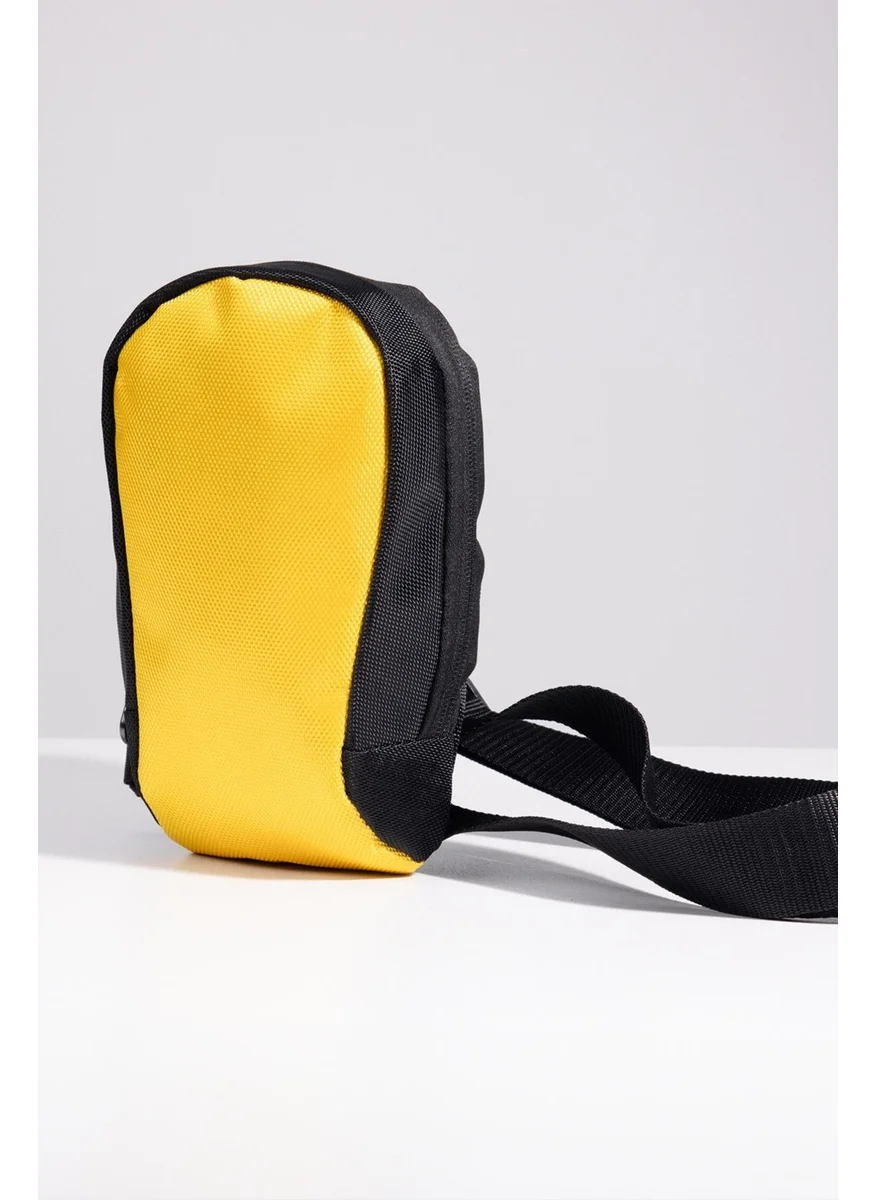 Tudors Unisex Yellow-Black Bag