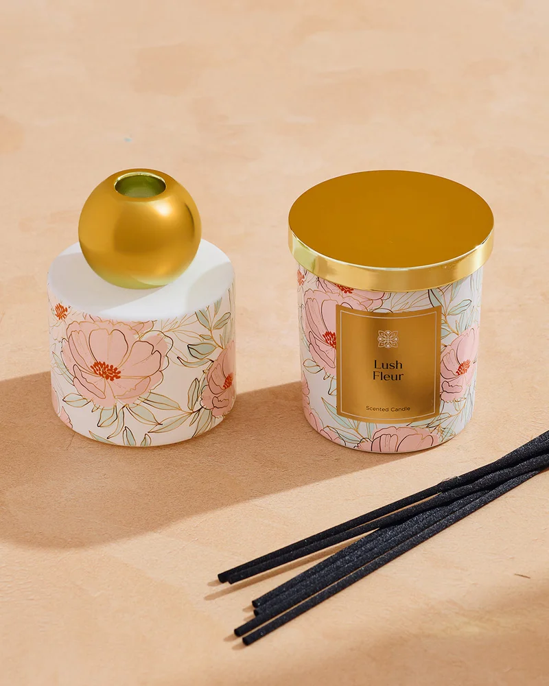 ردتاغ طقم شمعة وعود معطر قطعتين لاش فلور باللون الخوخي