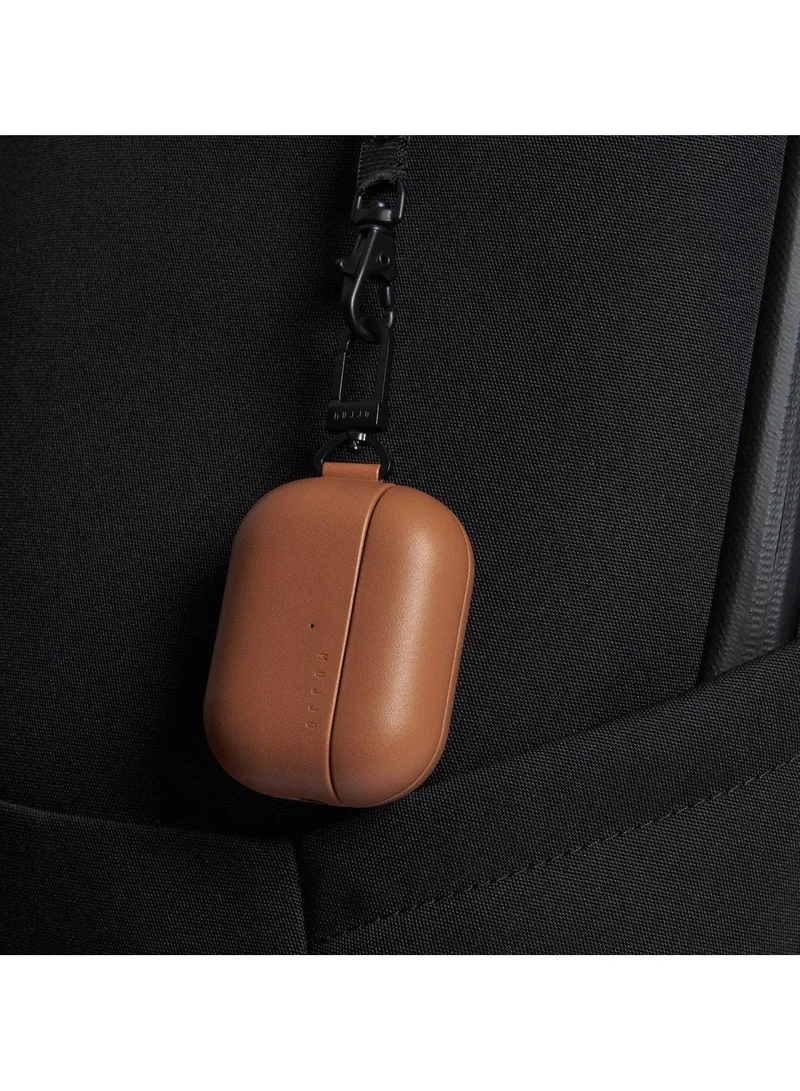 Mujjo AirPods Pro Case (1st & 2nd Generation) Compatible with Wireless Charging, Soft UK Premium Leather Cover with Keychain Hook