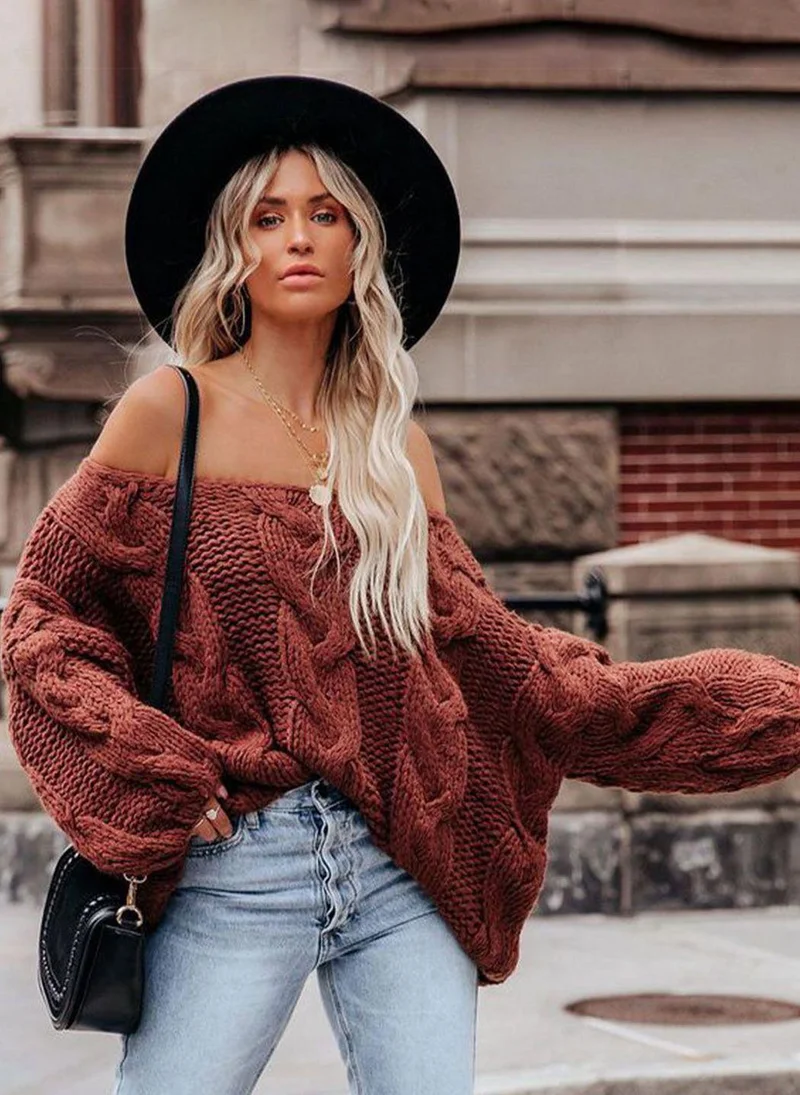 يونيكي Brown  Cable Knit Off-Shoulder Pullover