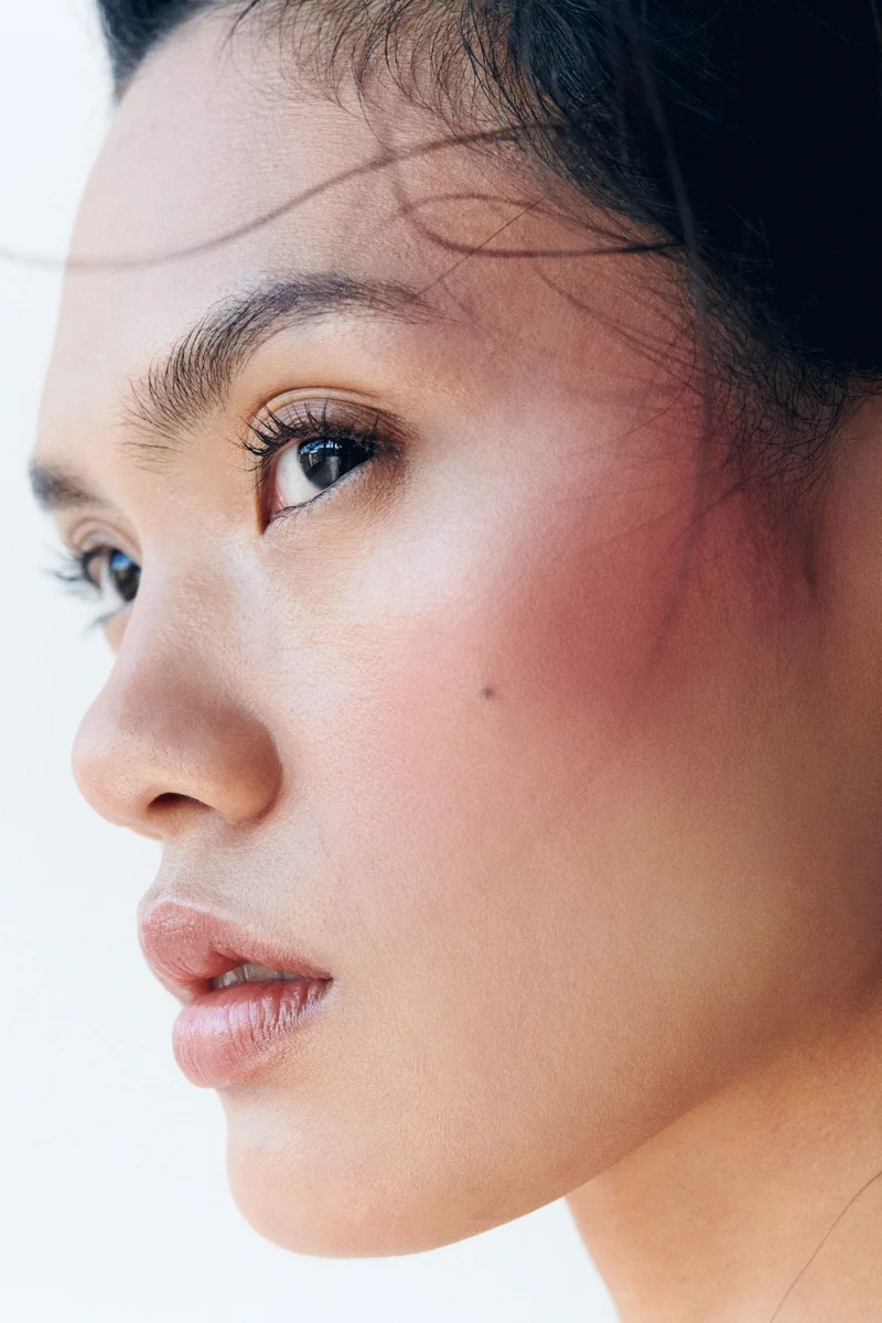 H&M  Face It All make-up palette for Women | Best Price UAE