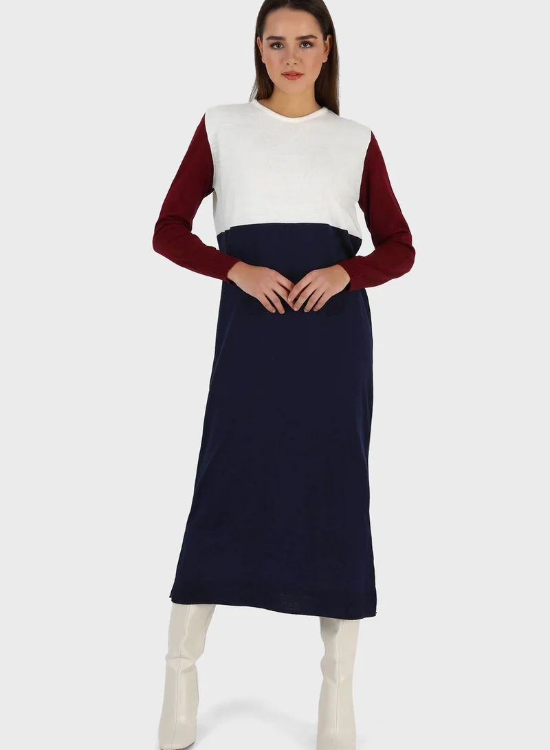 Tavin by Modanisa Color Block Knitted Dress