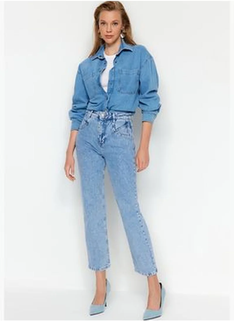 trendyol Blue Stitching Detail High Waist Straight Jeans TWOAW24JE00186