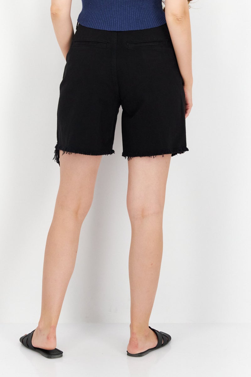 Earnest Sewn شورتات جينز مغسولة للنساء، أسود - Image 4