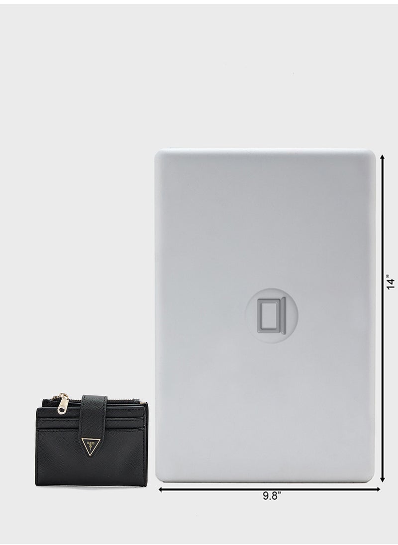 GUESS - Logo Miriam Trifold - Image 1