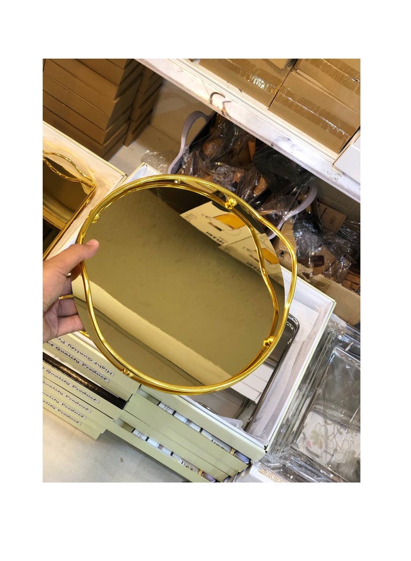 Round serving tray set In beautiful and varied colors, stainless steel, making it the most beautiful two-piece serving tray. Very chic for serving, mirror-like shine. The set consists of two pieces in sizes to suit all your needs. A stainless steel serving tray set. - Image 1