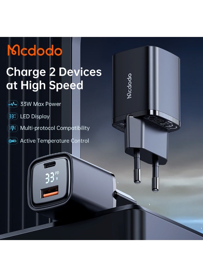 مكدودو شاحن ثنائي المنفذ CH-170 بقوة 33 وات، PD + QC مع شاشة رقمية لعرض الطاقة والشحن، منفذ Type-C وUSB-A لشحن جهازين معًا، تصميم ذكي يدعم شحن الهواتف والأجهزة اللوحية وأجهزة الكمبيوتر المحمولة وحتى Nintendo Switch، تحكم حراري نشط وشحن متعدد البروتوكولات للحصول على أقصى حماية وأداء مستقر. - Image 5