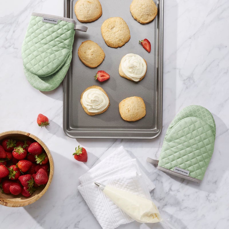 KitchenAid Asteroid Mini Oven Mitt  5.5""x8""  Pistachio 2 Count  Pistachio - Image 2