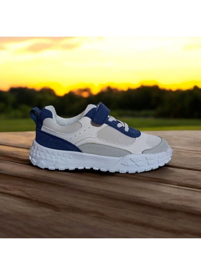 سنيكرز أطفال رياضي رمادي في كحلي، كوتشي أطفال مميز بنعل قوي ضد الانزلاق، حذاء رياضي kids sneakers فيلكرو سهل اللبس مع رباط مرن، حذاء جري فاخر حصري يناسب المدرسة والجري واللعب اليومي للأولاد والبنات - Image 3