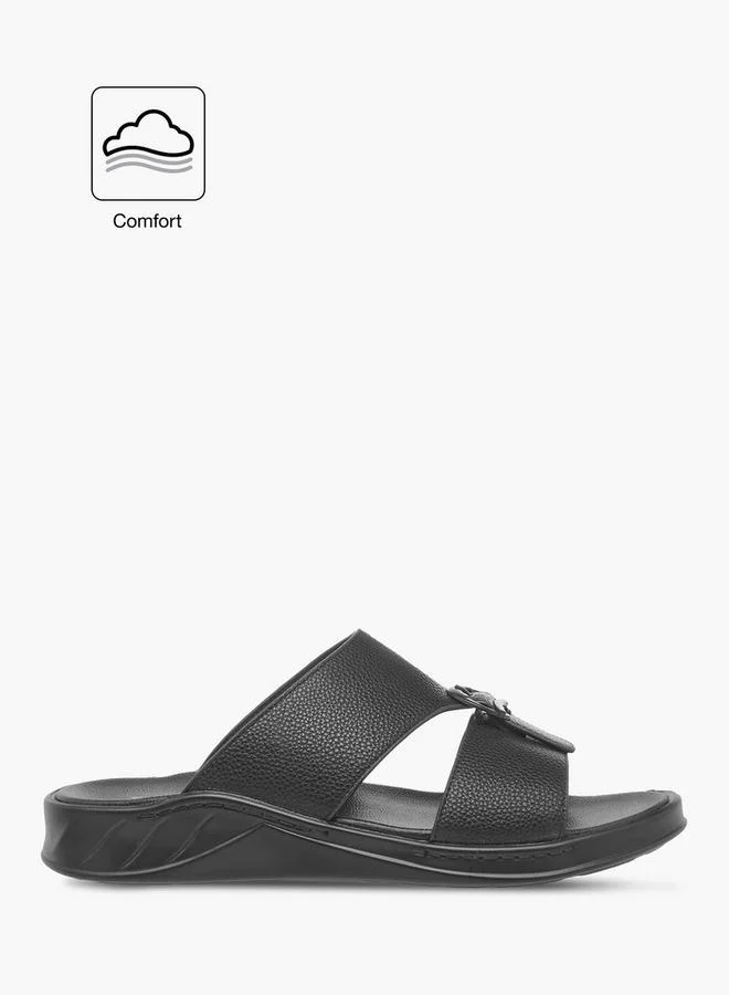 Mens Textured Slip-On Arabic Sandals With Buckle Accent