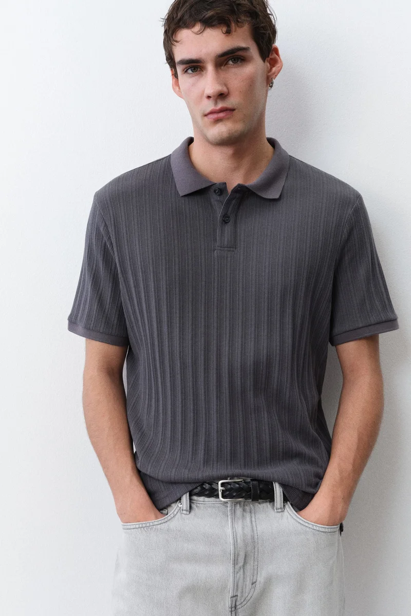 اتش اند ام Slim Fit Textured jersey polo shirt