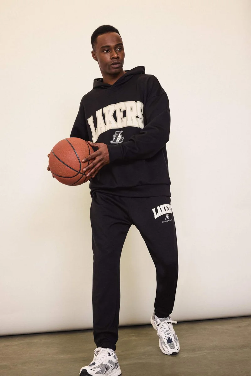 ديفاكتو DeFactoFit NBA Los Angeles Lakers Standard Fit Scuba Fabric Sports Jogger Sweatpants