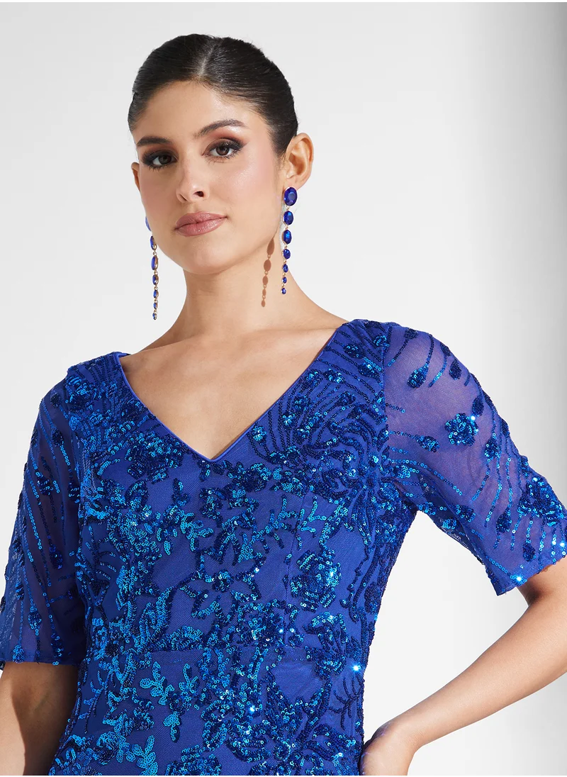 Little Mistress Embelished Short Sleeve V-Neck Fishtail  Dress