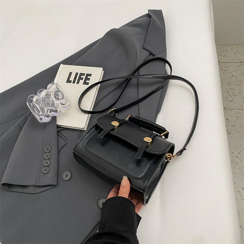 Elegant Commuter Retro Fashion Handbag 2023 Winter New Versatile Ins Solid Color Texture Crossbody Small Square Bag - Image 1