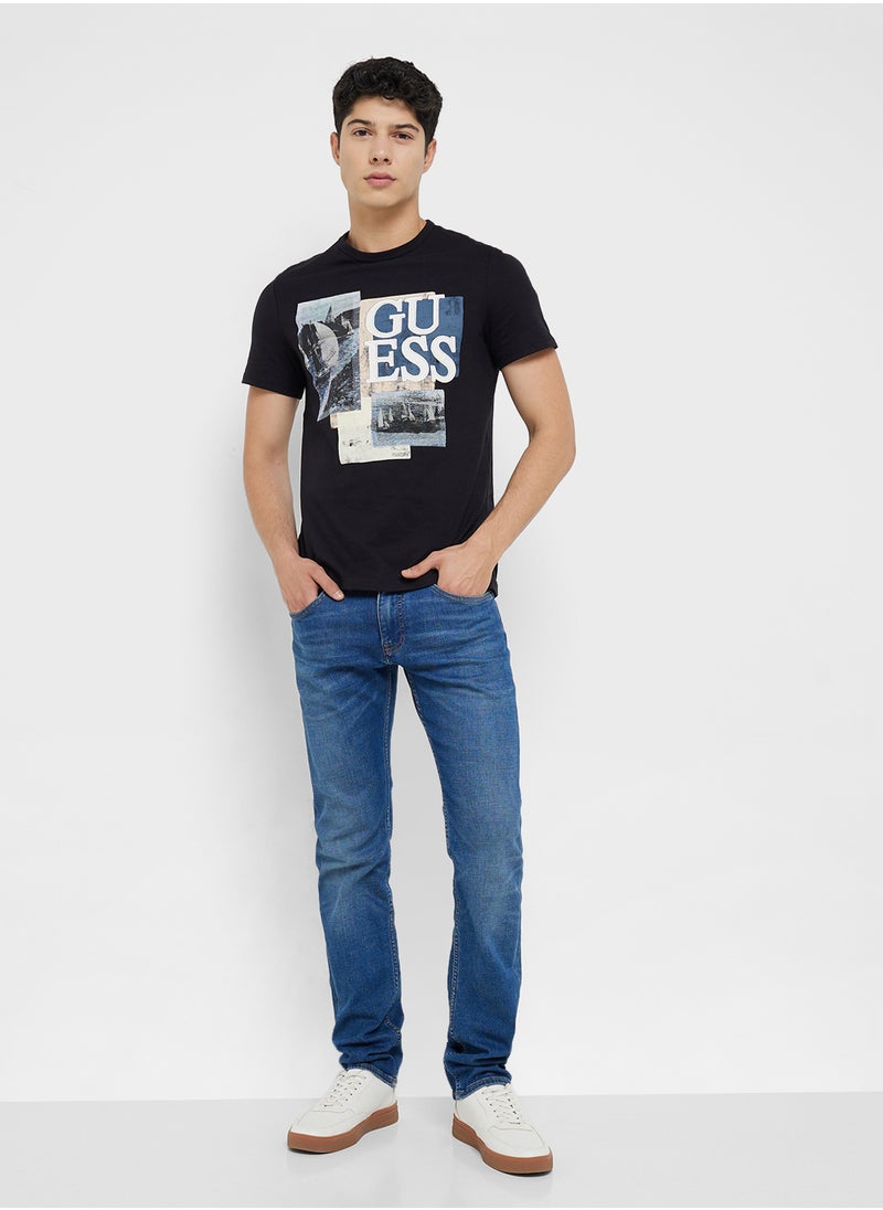 GUESS Sail Boat Crew Neck T-Shirt  - Image 4