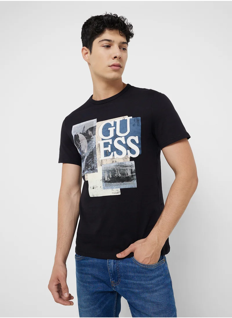 جس Sail Boat Crew Neck T-Shirt