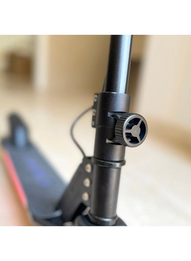 Crony سكوتر كهربائي للأطفال CRONY S31 – محرك 130 واط، بطارية 21 فولت / 2.5Ah، إطار ألمنيوم قابل للطي + أضواء LED RGB على السطح - أحمر - Image 4