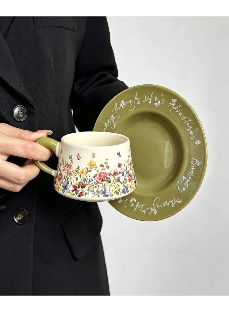 AceLuste Vintage Ceramic Coffee Cup and Saucer Gift Set, 300ml Large Capacity Coffee Cup Set with Gift Box, Saucer & Spoon, Elegant Floral Hand-Painted Design, Perfect for Coffee，Tea and Espresso Lovers, Best Gift for Family and Friends Any Occasions - Image 2